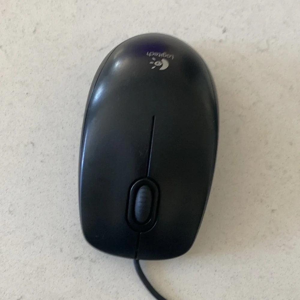 Logitech Wired Optical USB Computer Mouse Black M-U0026 3 Button Scroll Wheel